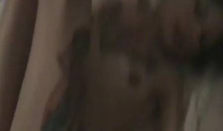નાના ઓકે ગૂગલ પોર્ન વીડિયો ઓનલાઇન ચહેરા પર